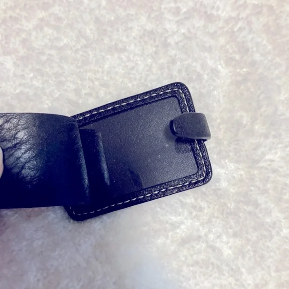 Coach Black Hangtag Final Price - Picture 3 of 5